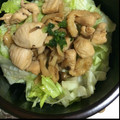 mitsuyukik's cooksnap of when they made 簡単！きのこと鶏の照り焼き丼.