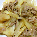 riea1130's cooksnap of when they made じゃがいもと豚肉の炒めもの.