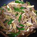 マカロニあんメロン's cooksnap of when they made チンジャオロース.