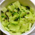 にゃんちうさん's cooksnap of when they made 便乗：昆布佃煮と胡瓜の和え物.