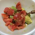bonkure800's cooksnap of when they made トマトとアボカドの簡単サラダ☆かけるだけ.