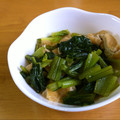 harupn's cooksnap of when they made めんつゆで♪小松菜とうす揚げの炒め煮♪.