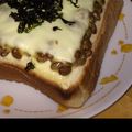 はるのだいぼうけん's cooksnap of when they made 納豆ピザ風食パン.