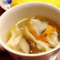 umemarii's cooksnap of when they made 市販の餃子で旨味スープ～✿スープ餃子✿～.