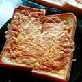 カナカナひぐらし's cooksnap of when they made 食パン一体☆チーたまトースト♬.