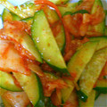 ミチュちゆ's cooksnap of when they made 簡単!!あと一品に♪キムチきゅうり和え.