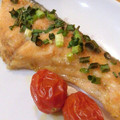 あすでふ's cooksnap of when they made 鮭ムニエルのオーブン焼き♪トマトと一緒に.