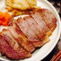 kusyamin's cooksnap of when they made クリスマスに✿岩塩サーロインステーキ.