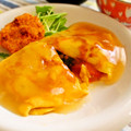 Marrietty's cooksnap of when they made 肉じゃがの残りで♪ 和風あんかけオムレツ.