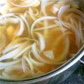 べるもったん's cooksnap of when they made 簡単☆人参と玉葱のコンソメスープ.
