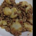 chi____ee's cooksnap of when they made 里芋とひき肉の豆板醤煮.