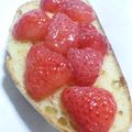 稲葉高見沢's cooksnap of when they made レンジで簡単♪いちごジャム.