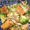 ♡Fuwari♡'s cooksnap of when they made 鮭とブロッコリーのオイマヨ炒め☆.