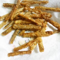kurodeme's cooksnap of when they made から揚げ粉で簡単☆ごぼうのからあげ.