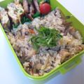 ともっぺ２９'s cooksnap of when they made ごぼう&鶏肉の混ぜご飯〈ごま油風味〉.