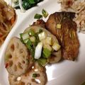 yusakuma's cooksnap of when they made 寿司酢で！れんこんとサバの南蛮漬け.