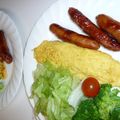 monemaruku's cooksnap of when they made チーズだけ！オムレツ.