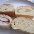 knocknock's cooksnap of when they made ミニ食パン☆ブルーベリージャム入り♪.