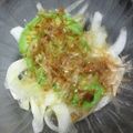 めいうさぎ's cooksnap of when they made 新玉ねぎとアボカドのサラダ.