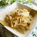 かずえ亭２号's cooksnap of when they made 大根と豚肉とあげのピリ辛炒め煮.