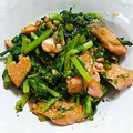 ケイティ（・ω・）'s cooksnap of when they made 菜の花と鮭のバター醤油炒め★.