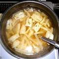 新米主婦Kちゃん's cooksnap of when they made 大根と油揚げの味噌汁.