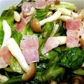 あっちっちのち's cooksnap of when they made 春レタスのシャキシャキ炒め.