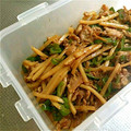 どらど～ら's cooksnap of when they made 簡単で経済的な青椒肉絲☆.