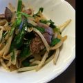 よし★よし's cooksnap of when they made ピリ辛レバニラ.