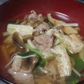 すすっち☆'s cooksnap of when they made 簡単常備汁、基本の牛きのこ汁.