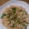 ぐり131's cooksnap of when they made 鮭と塩こんぶのチャーハン.