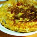 sakipuuu's cooksnap of when they made じゃがいもトマトたっぷりスペインオムレツ.