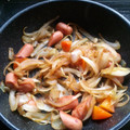 まちょんど's cooksnap of when they made ご飯が進む‼簡単ソーセージと玉ねぎ炒め♪.
