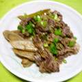 Jock's cooksnap of when they made ごぼうと牛肉のオイスター炒め.
