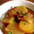 KleineToko's cooksnap of when they made 簡単！皮ごと！大根とじゃがいものおつまみ.