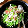 ＯhanaＳmile's cooksnap of when they made 生ハムとさけるチーズ入り水菜のサラダ.