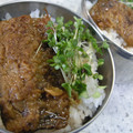 uri2215's cooksnap of when they made 娘が好きな♬さんまの蒲焼丼♬.
