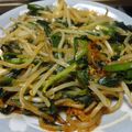 himawari。's cooksnap of when they made ピリ辛にらともやしの卵とじ.