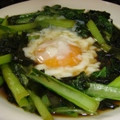 たか☆たか's cooksnap of when they made 簡単☆小松菜ワカメ煮の温タマ乗っけ♪.