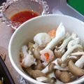 ひろと＾＿＾ママ's cooksnap of when they made ✿茸香る～洋風エビチリココットカマン✿.