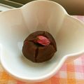 あやちん０８１６'s cooksnap of when they made こし餡で黒色練りきり.