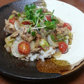 シャア専用料理長's cooksnap of when they made サバ水煮と新玉ねぎのオイスター炒め.