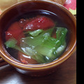 YUKIKI☆'s cooksnap of when they made トマトとレタスの簡単コンソメスープ.