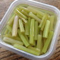 ＊kiyomama＊'s cooksnap of when they made ふきの水煮(下茹で・アク抜き).