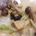 zipnzippy's cooksnap of when they made お弁当にもお手軽一品 白菜としめじにマヨ.