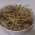 まゆビー's cooksnap of when they made もやしとひき肉の節約丼.