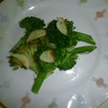 白いぐれーぷ's cooksnap of when they made 激旨☆ブロッコリーのガーリック炒め.