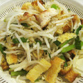 hkkn's cooksnap of when they made 簡単 安価！鶏皮ともやしのさっぱり和え物.