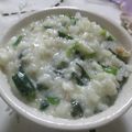 miyuki12's cooksnap of when they made 簡単、病気の日の定番母の味あったか韮玉粥.