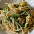 だいこんばたけ's cooksnap of when they made 簡単☆にら玉もやし炒め.
